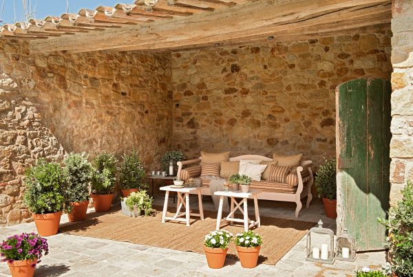 Consejos para saber elegir el suelo para la terraza o porche