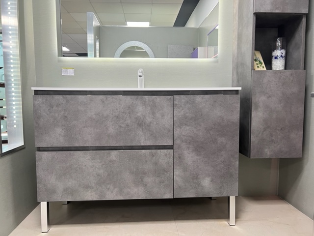 BATHROOM SET 120 CM + GRAY CEMENT COLUMN - Image 2