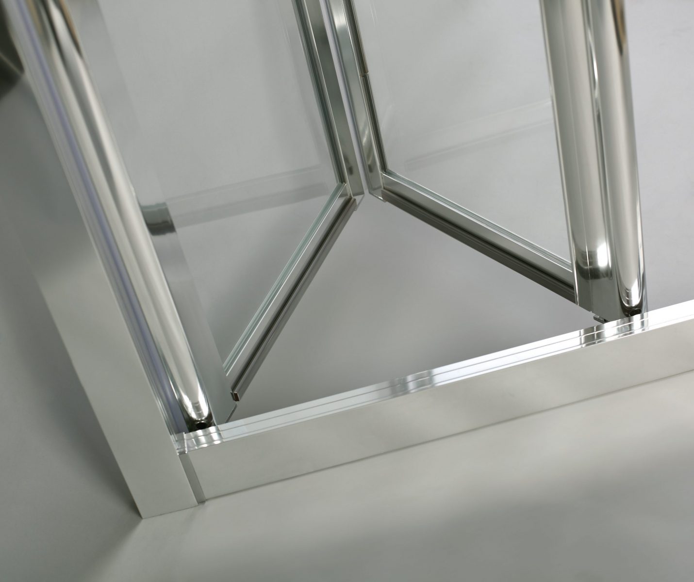 AKORD FOLDING SHOWER SCREEN - Image 2